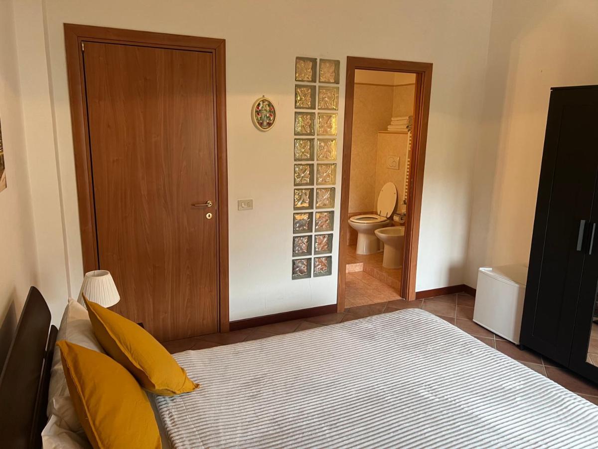 Centro Roma Metro Rebibbia Hotel Екстериор снимка