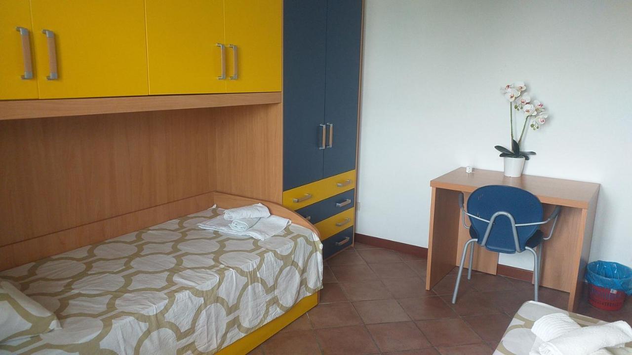 Centro Roma Metro Rebibbia Hotel Екстериор снимка